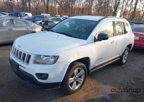 2016 Jeep Compass Sport из США, поврежденный, VIN 1C4NJCBA3GD742924